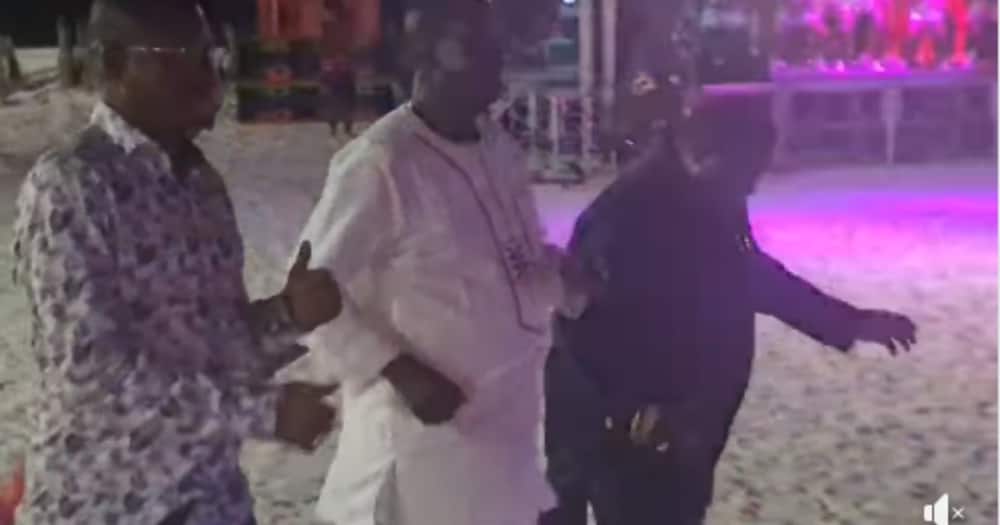 Kilifi: Francis Atwoli Dances Night Away in His New Year Rhumba Party Graced by Raila Odinga