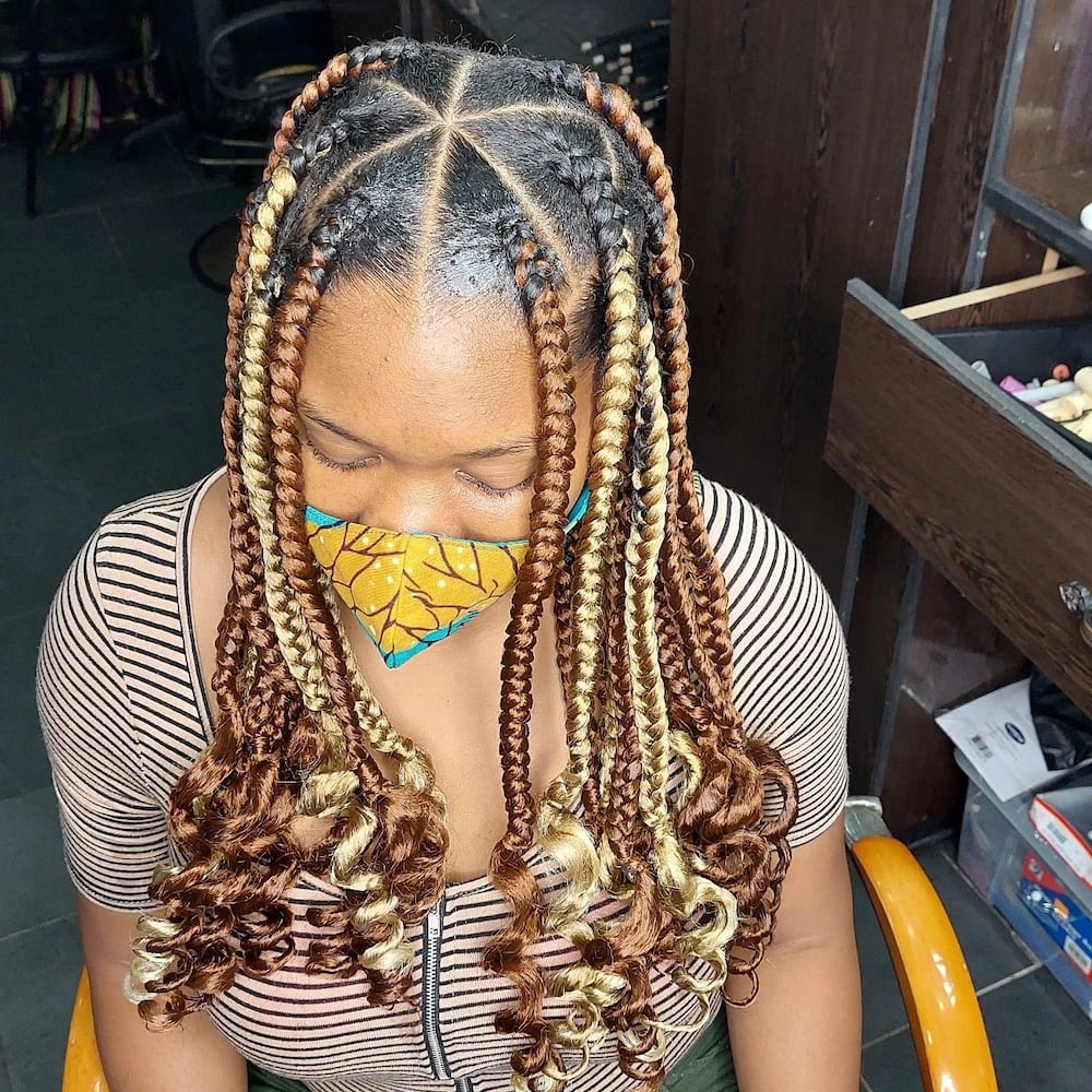 20 best knotless braids with curly ends for a stunning look 