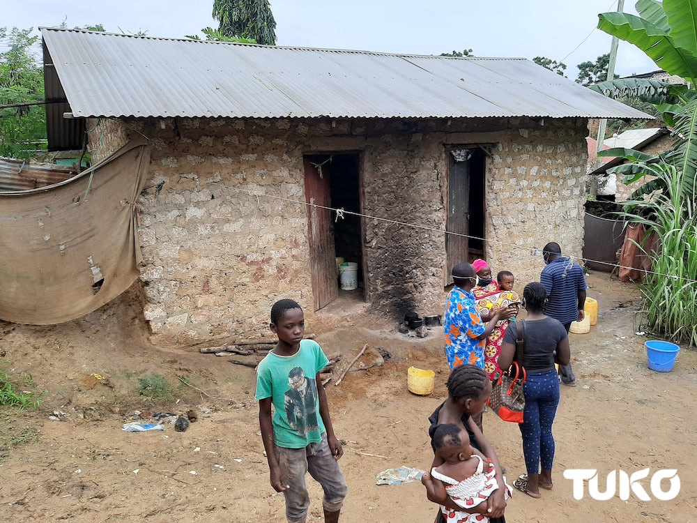 Kenyans put smile on Mombasa widow who boiled stones for her children