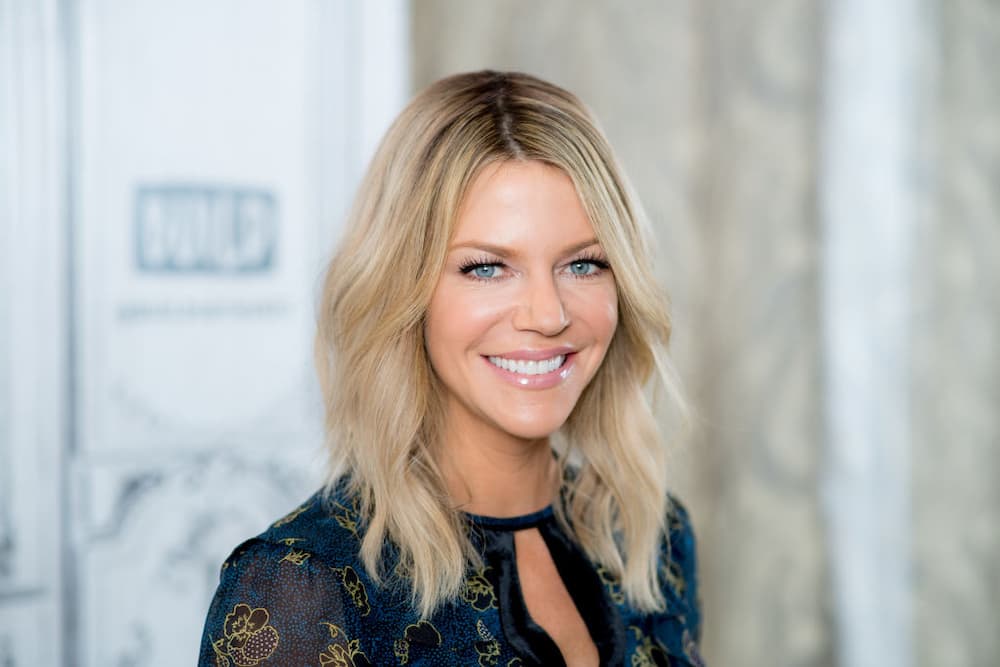 Kaitlin Olson: Plastic surgery, husband, net worth, wedding, children ...