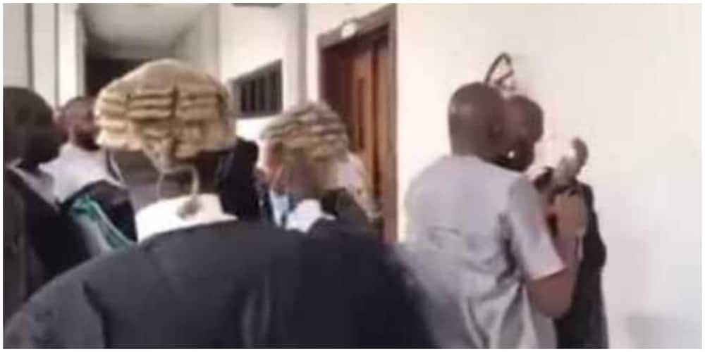 Reactions as fake lawyer is busted in court after practicing for 10 years.