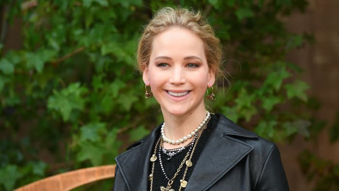 Jennifer Lawrence: height, weight, eye colour, family, background