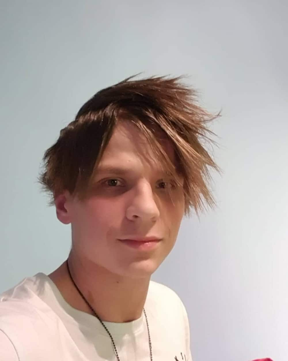 My guide to achieve the generic Anime boy haircut (that will