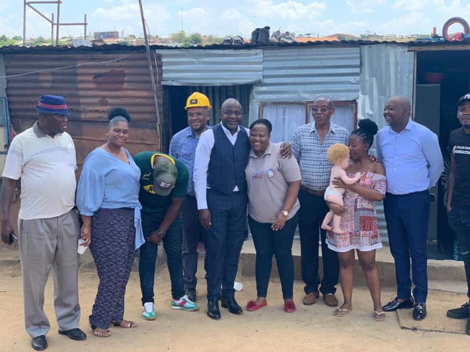 Kind businessman gifts family who lived in shack for 30 years new house
