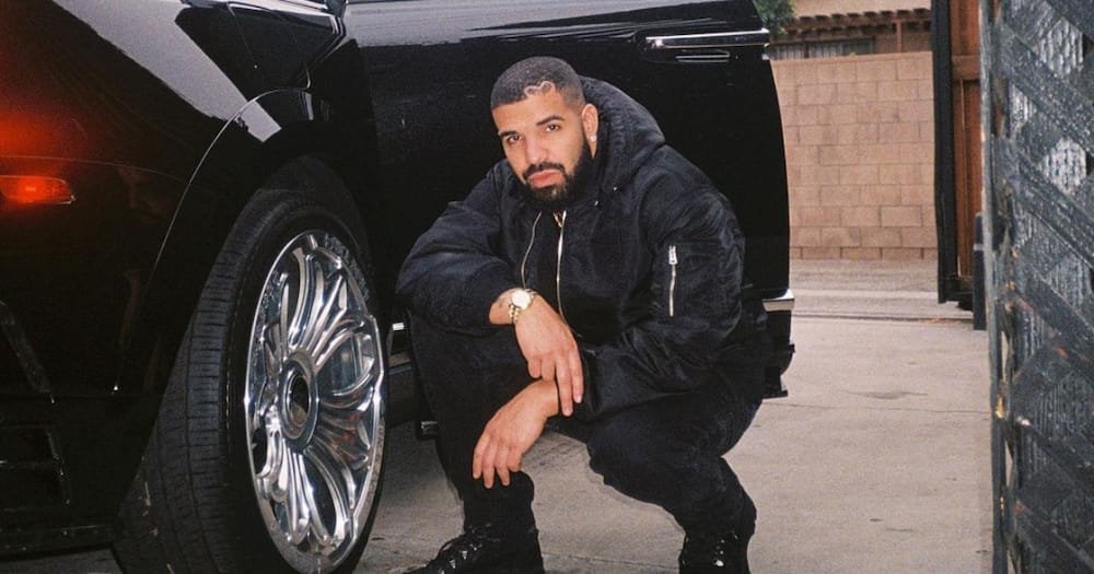 Drake narrates how he used to rent a Rolls Royce as a manifestation.