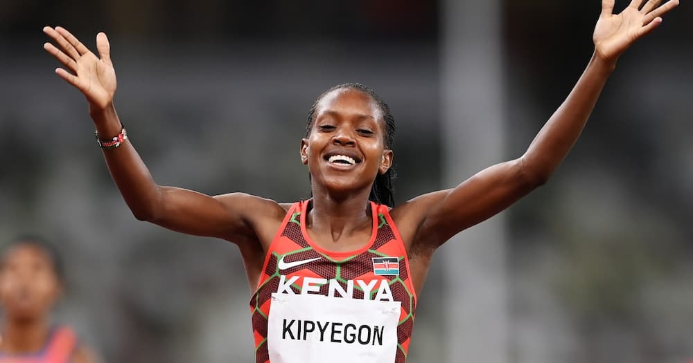 Faith Kipyegon for team Kenya.