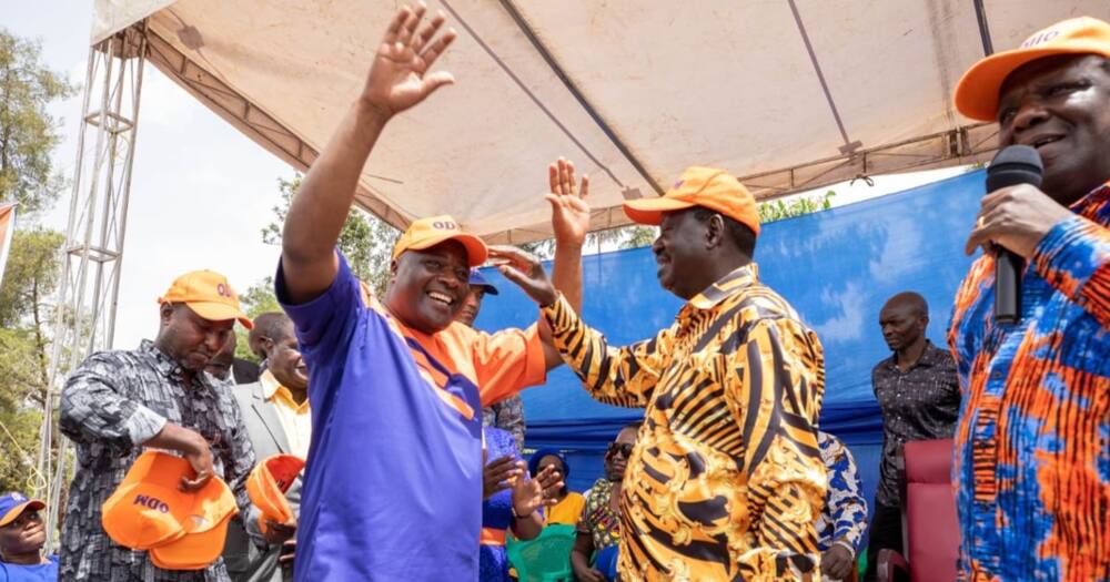 Titus Khamala+Raila Odinga