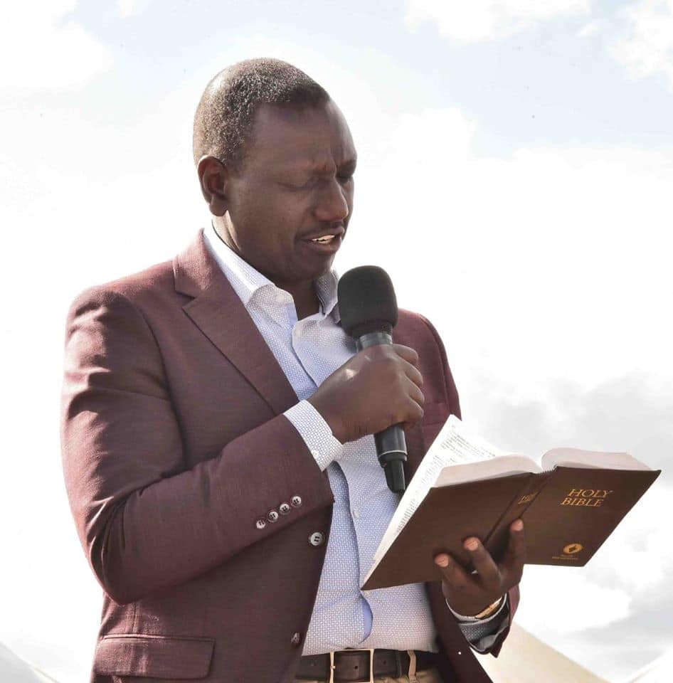 Ruto anasoma Biblia nyumbani, Ngunjiri awaambia wafuasi wa Tangatanga