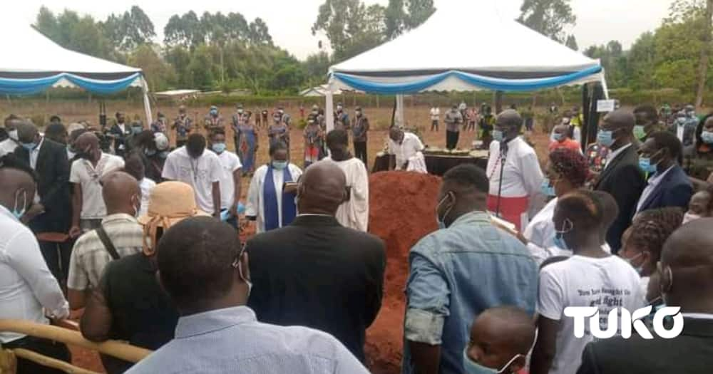 Photos: Robin Njogu Buried Next to Mother who Died 2 Days Before Him