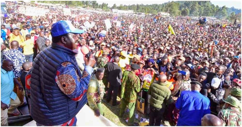 Raila Odinga speaking to a crowd in Meru
