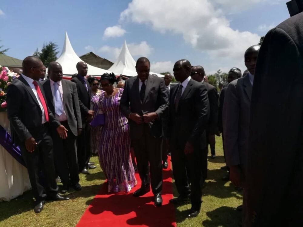 Uhuru amwambia Raila Odinga kungoja 2022 kufanya mazungumzo na Ruto!