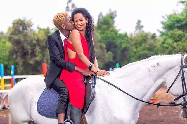 Eric Omondi achukua paka barabarani na kumfanyia kisichoelezeka