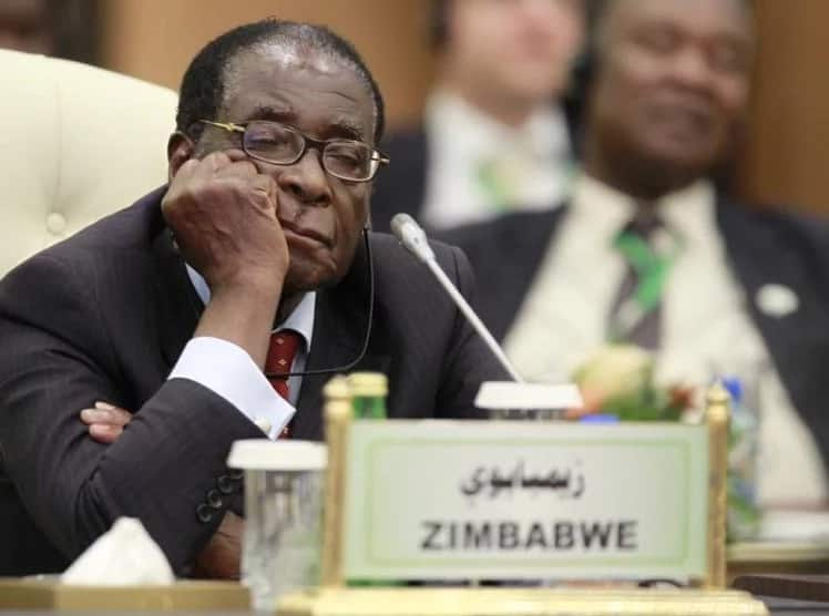 Rais wa Zimbabwe Robert Mugabe aondolewa uongozini, nchi ikiwa chini ya naibu wa rais aliyefutwa kazi