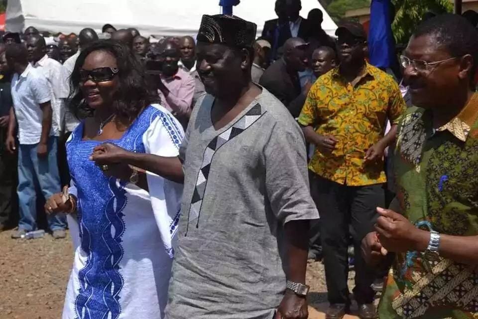 Nani wakali kwa mapenzi? Ni Raila na Ida au Uhuru na Mama Margaret? (Picha)