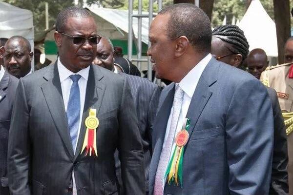 Uhuru amshambulia VIKALI Gavana Evans Kidero katika ziara yake