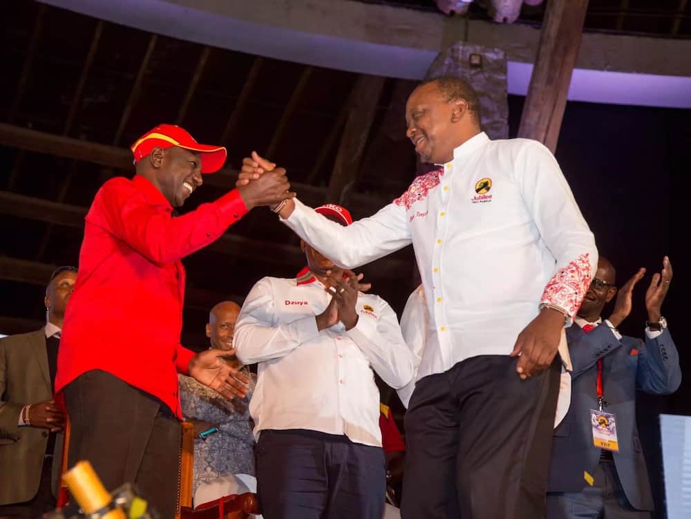 DP Ruto likes loitering around, if you see a problem tell him - Uhuru Kenyatta