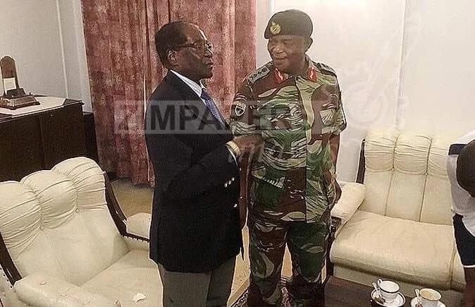 Mwanajeshi wa zamani aliyesaidia katika kumng'atua Mugabe aapishwa kuwa Naibu rais