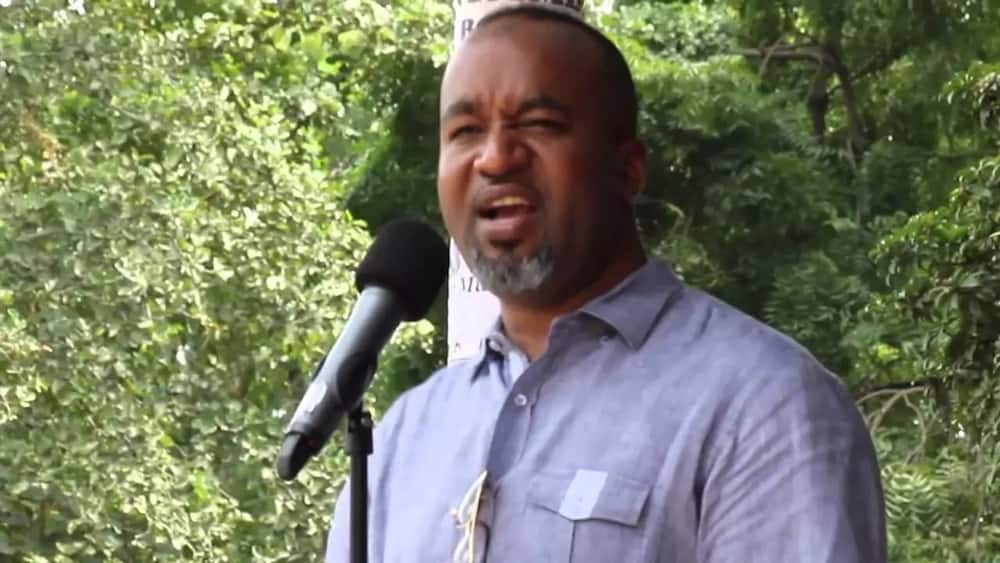 Mombasa County Jubilee gubernatorial candidate ATTACKS Joho, likens him to a ‘Chokoraa’