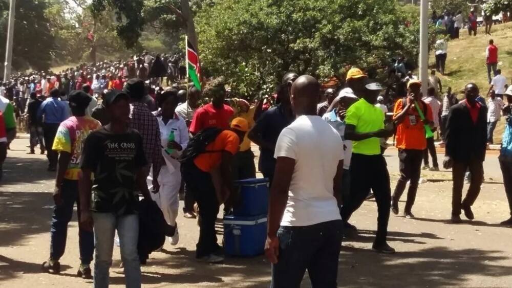 Wafuasi wa NASA wajaza Uhuru Park kushuhudia Raila akiapishwa