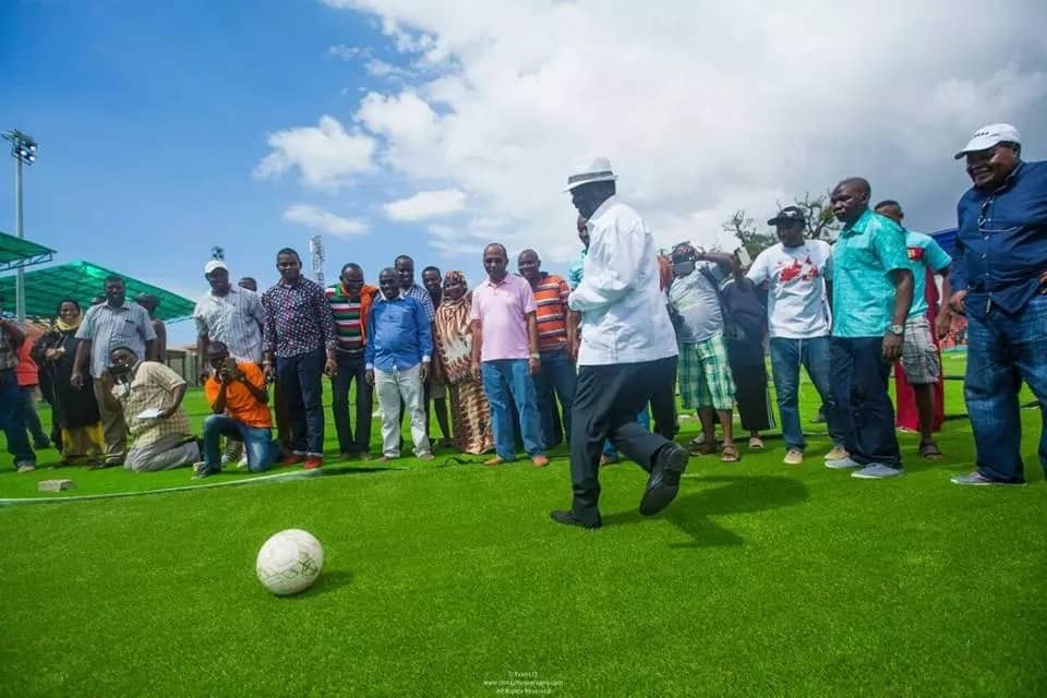 Raila plays football in a state-of-the-art stadium build by Joho (photos)