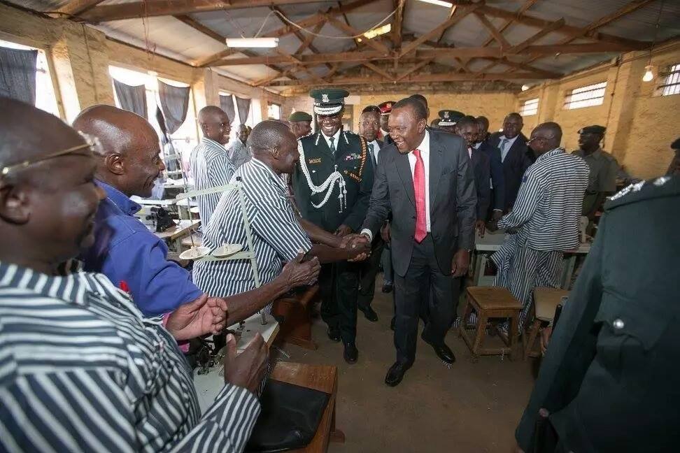 Msamaha wa rais Uhuru kufika karibuni huku wafungwa 2500 wakikaguliwa