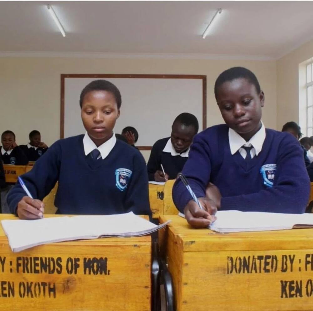 Kibra MP warms Kenyan hearts yet again by donating desks, chairs to school on his 40th birthday