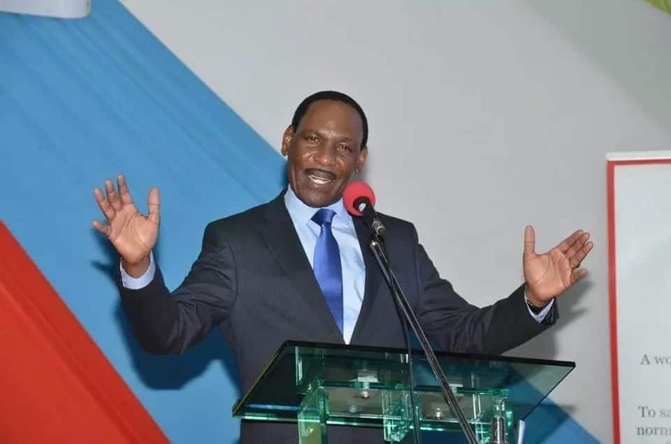 Mama kunyonyesha hadharani sio kukosa maadili - Ezekiel Mutua