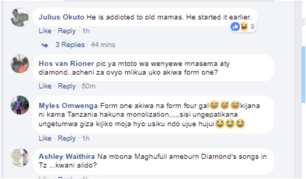 Mapenzi ya Diamond kwa mama wazee yalianza kitambo, tuna thibitisho(Picha)