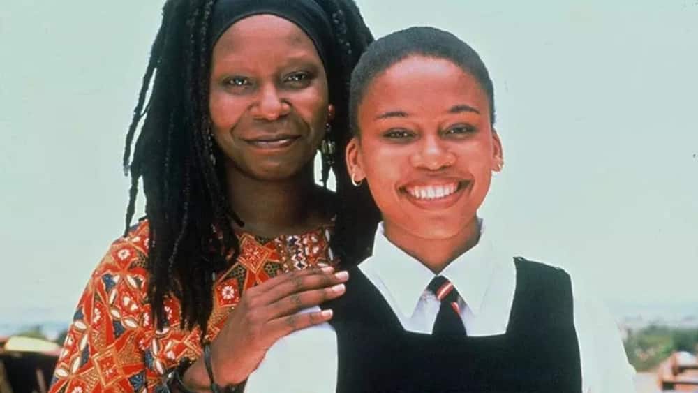 Here are 8 things you should know about the great lady who played Sarafina role