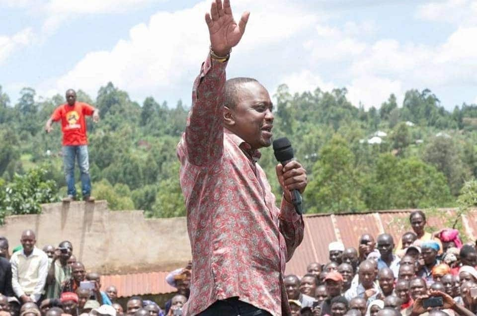 Uhuru Akosa Kufika Katika Mkutano wa Azimio na Kumbebesha Raila Ujumbe