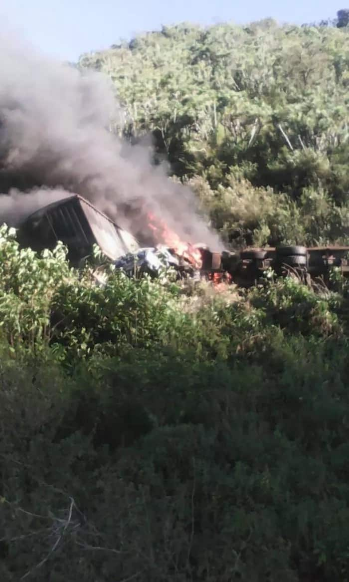 PHOTOS, Video: motorist burns to death on Mai Mahiu Road after fuel tanker burst into flames