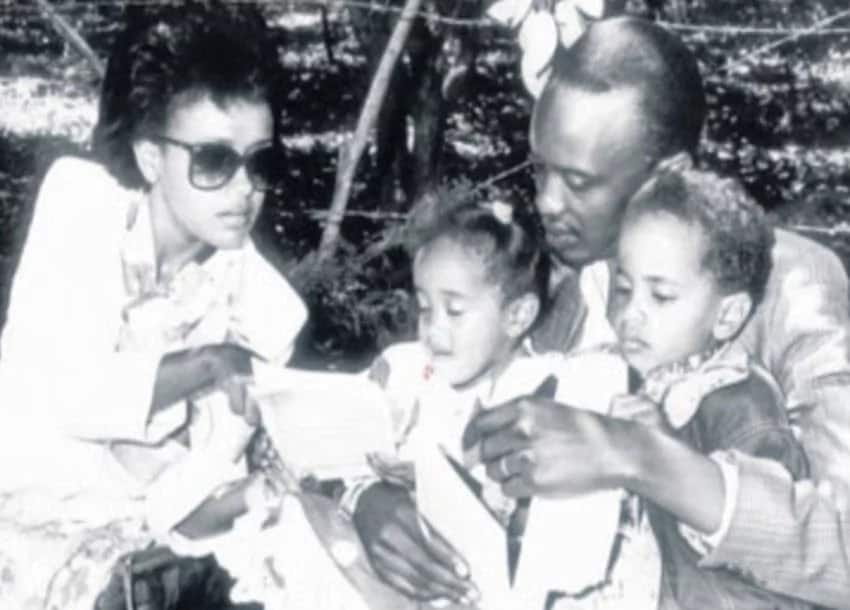 Uhuru Kenyatta Family Photos - From Wedding To Date