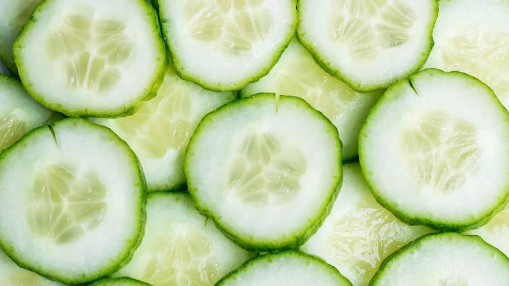 benefits of cucumber, cucumber calories, benefits of eating cucumbers