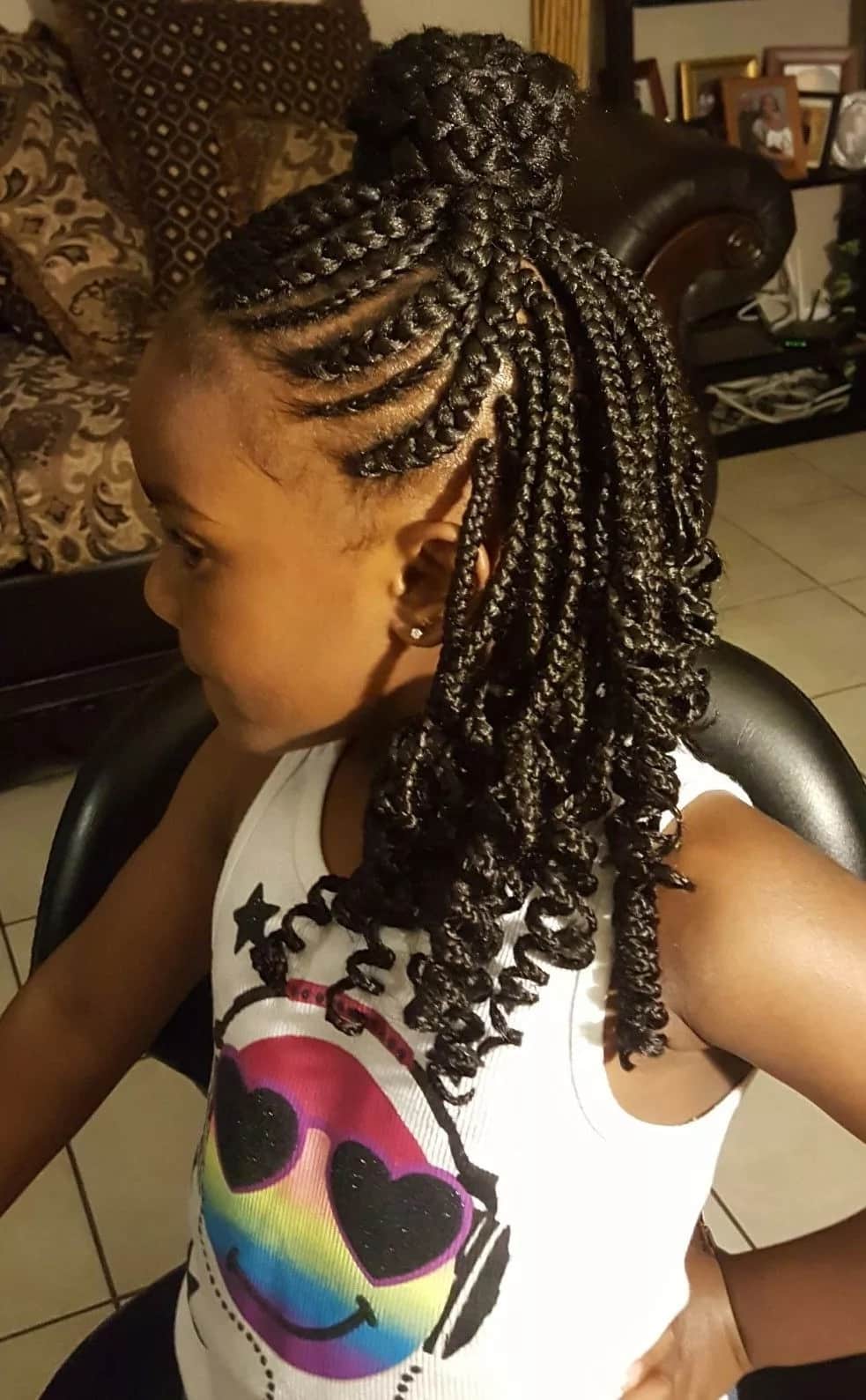 Featured image of post Ways To Style Box Braids Kids : Get a small section of your synthetic hair for your first braid.