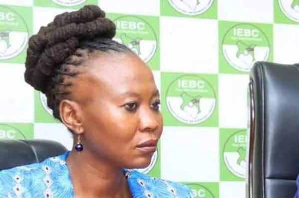 Aliyekuwa kamishna wa IEBC Roselyn Akombe wakati mmoja alilazimishwa kuzinyoa rasta