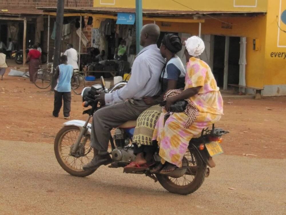 Kisa cha mwendesha boda boda anayewamezea mate vipusa hadharani