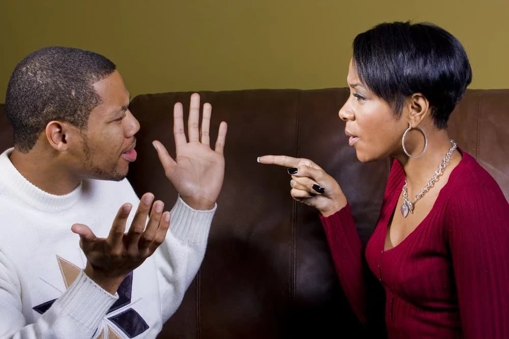 X things couples should stop doing to avoid divorce