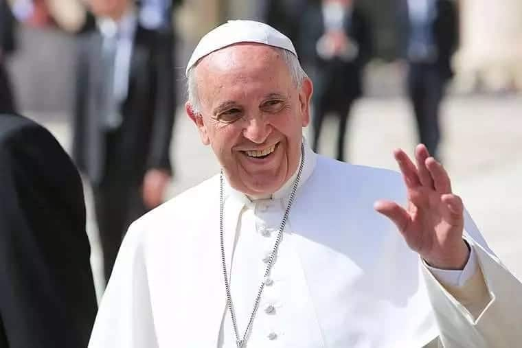 Sala ambayo Yesu aliwafundisha wafuasi wake ina makosa, Papa Francis aidhinisha irekebishwe