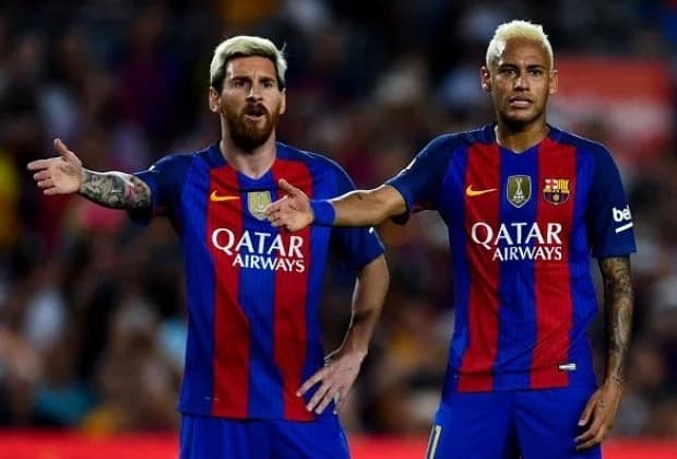 Nyota wa Barcelona aliyetia fora Xavi afichua wachezaji watakaochukua nafasi za Cristiano Ronaldo na Lionel Messi