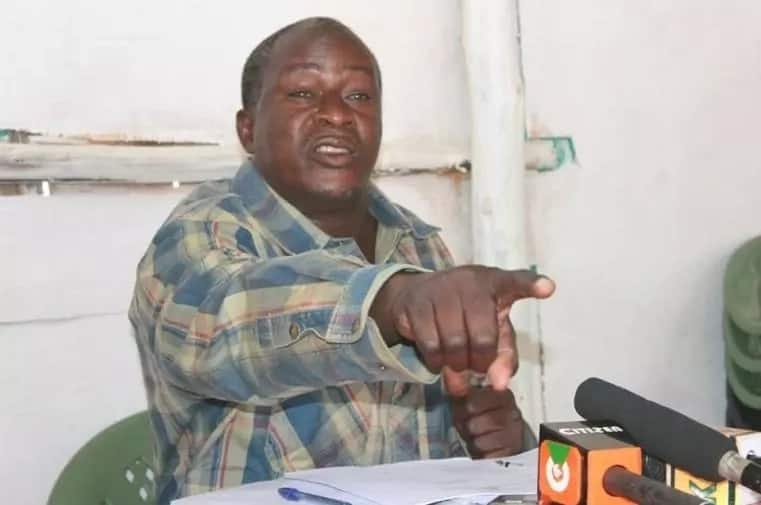 Kenyans go wild after photos of dead drunk Kalembe Ndile emerge