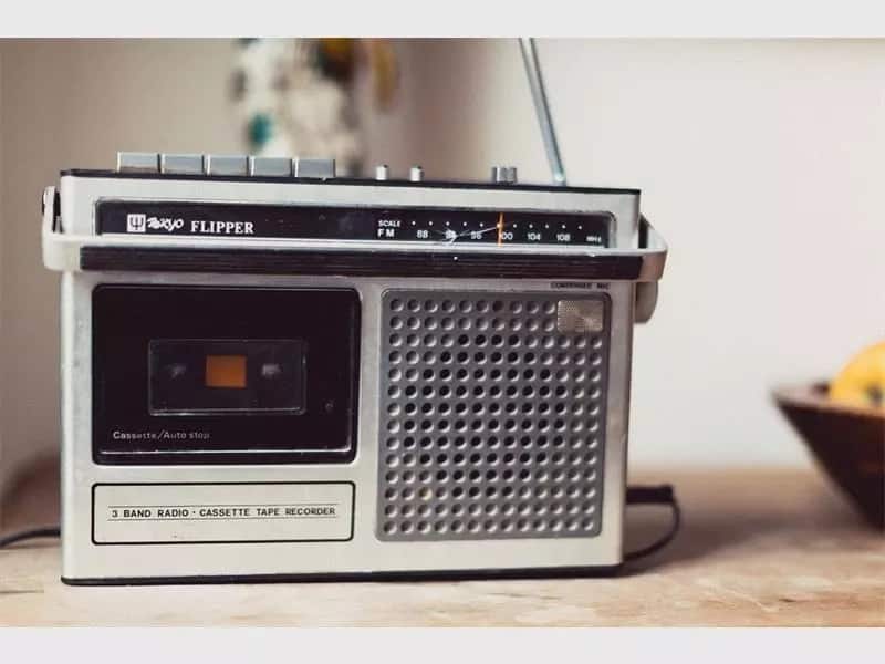Top 12 Kenyan Radio Stations: Who Are Ruling the Airwaves?
