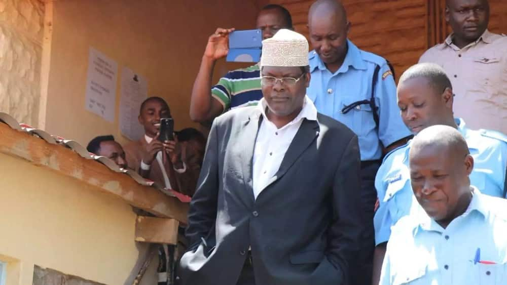 Raila’s meeting with Uhuru was just selfish - Miguna Miguna