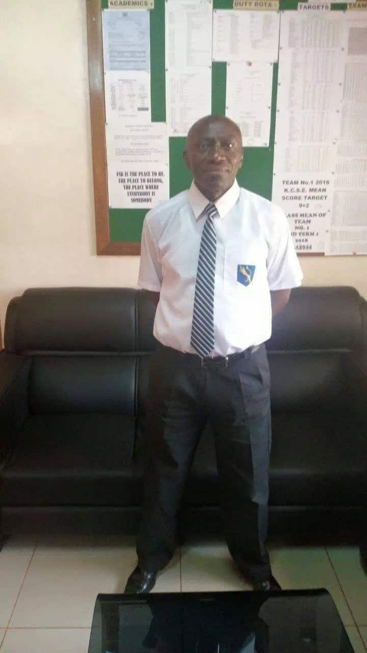 Kamusinga Principal shows up in full school uniform and netizens can't keep calm