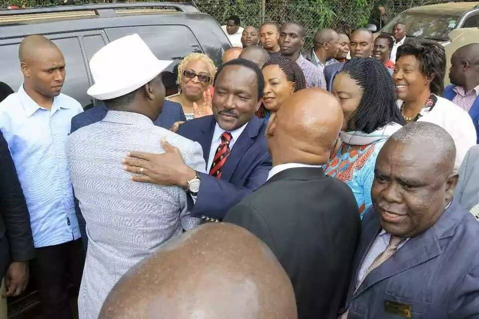 Raila afichua sababu ya kutomhusisha Ruto katika salamu yake na Uhuru