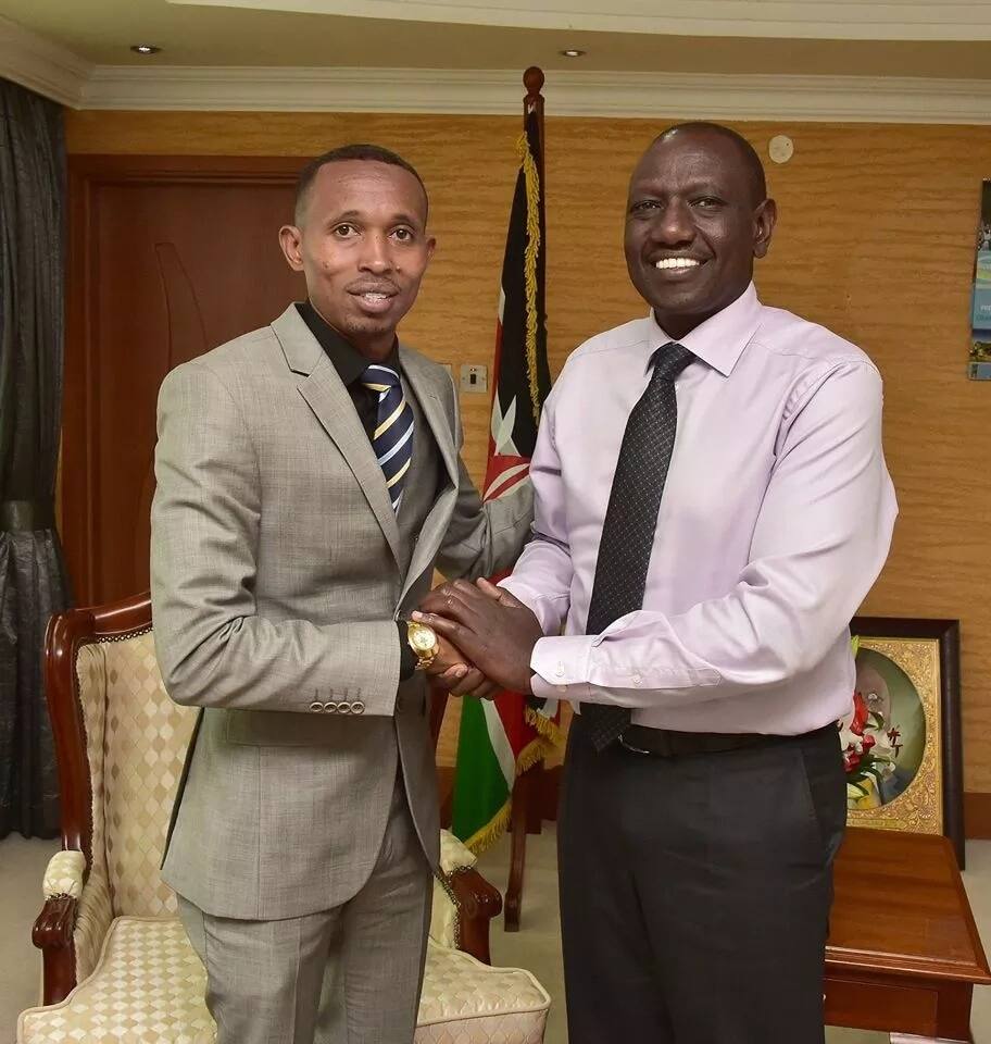 Huwezi kuwa Rais wa ‘Selfie’ – Moha wa Jicho Pevu amrarua Joho kuhusiana na nia yake ya 2022