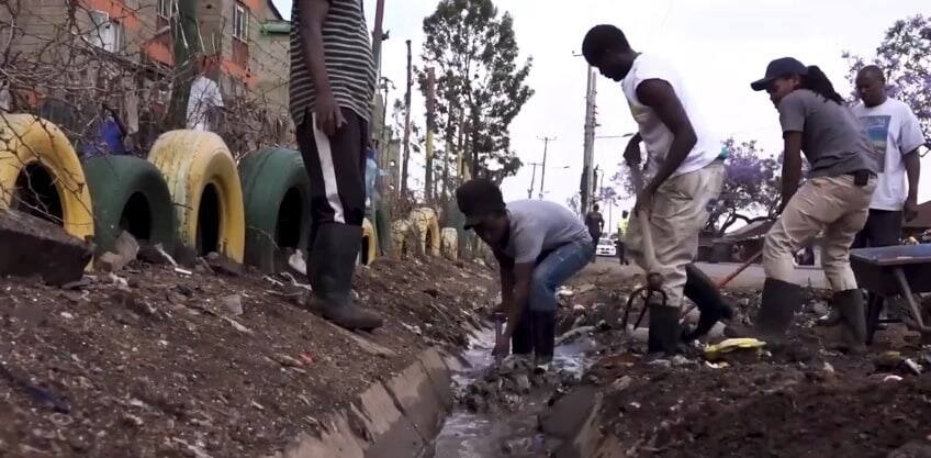 Kutana na majambazi waliorekebisha tabia wakisafisha jiji