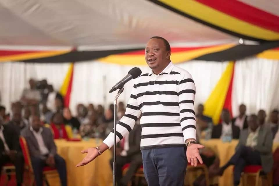 Nabii kutoka Bungoma mwenye wake 36 awaonya Uhuru na Ruto kuwa watakiona cha Mtemakuni wasipomtembelea