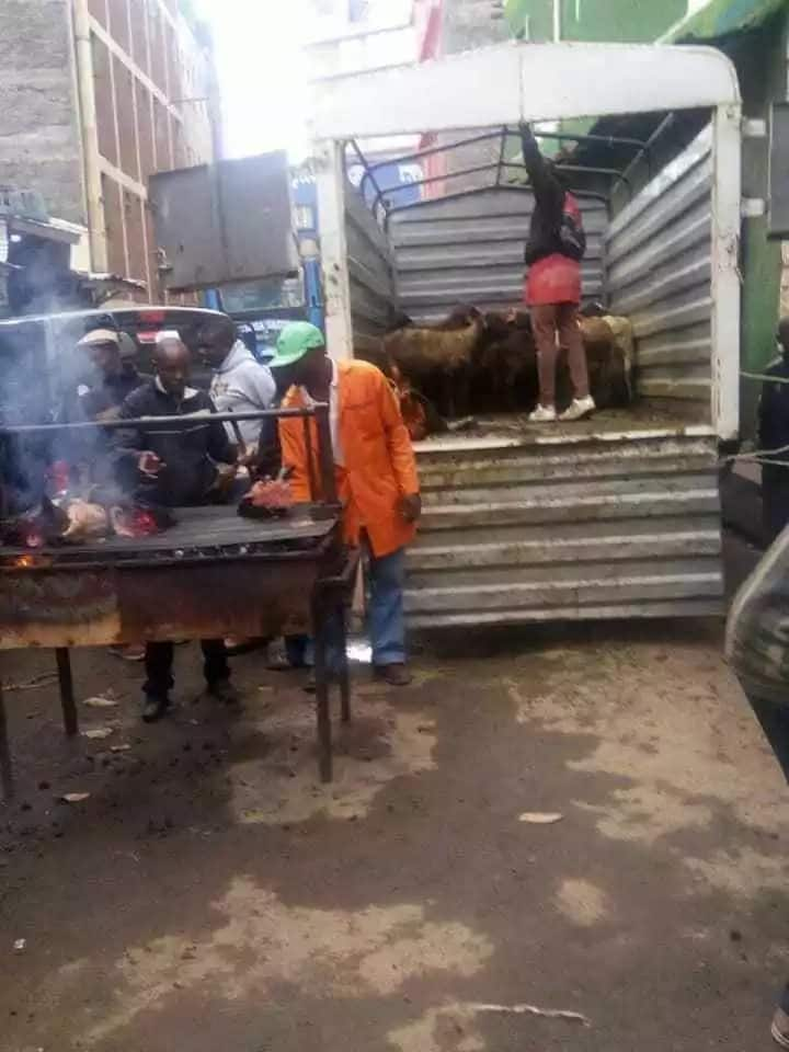 Jamii ya wafanyibiashara jijini Nairobi yaanda karamu ya nyama choma baada ya Uhuru kuapishwa