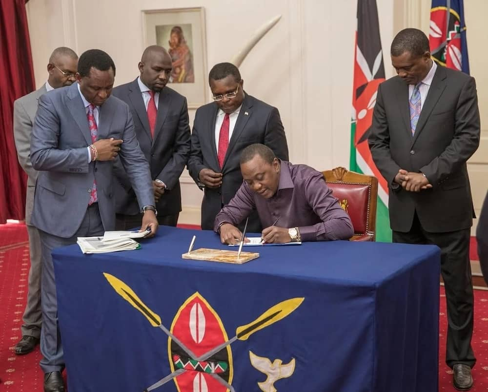 President Uhuru’s silenced weapon that’s giving contractors sleepless nights