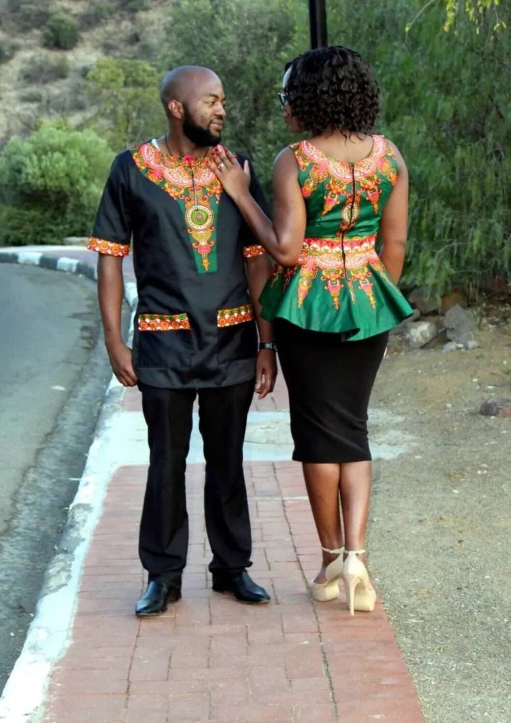  UOUNUT African Couple Outfits Matching Sets African Dresses for  Women and African Dashiki Mens Clothing for Wedding : Clothing, Shoes &  Jewelry